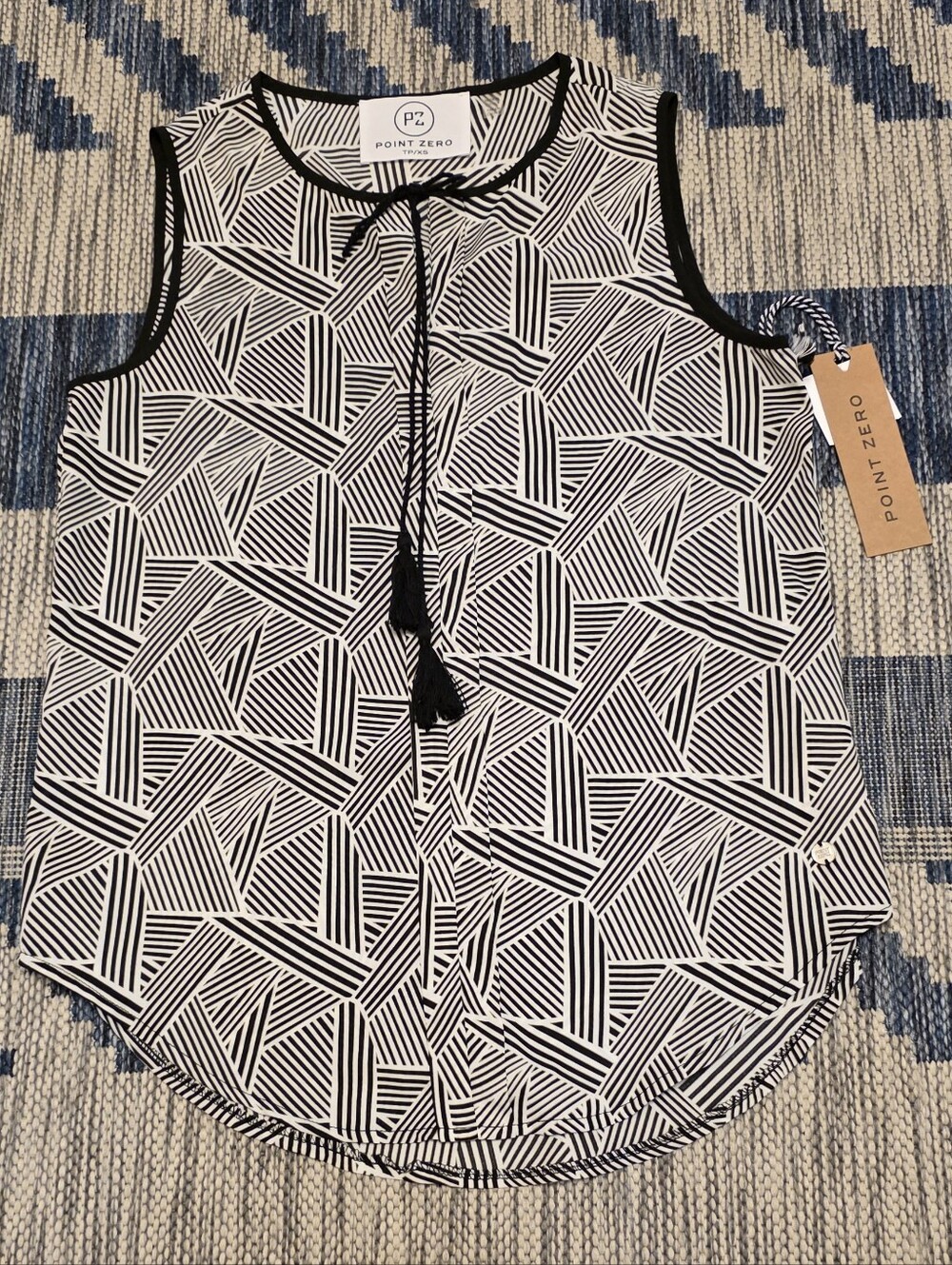 Point Zero Black & White Geometric Tassel Tie Sleeveless Top